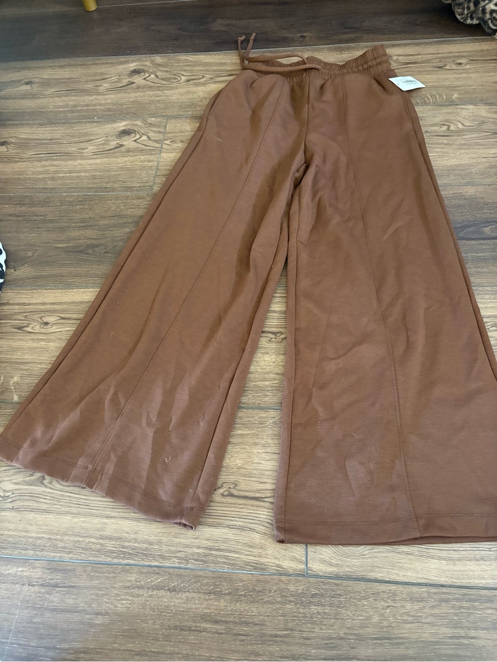 Brown Wide-Leg Women’s Sweatpants
